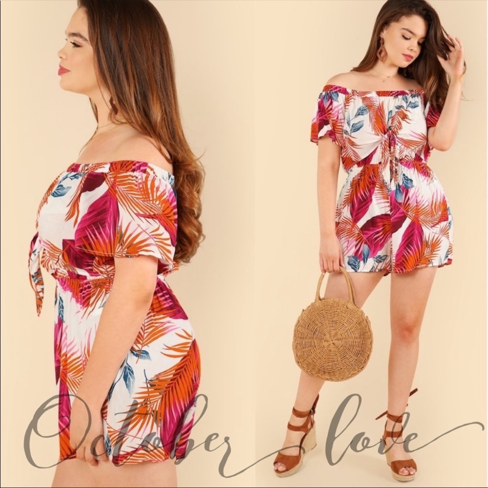 Leaf Pattern Off Shoulder Romper - Picture 3 of 3